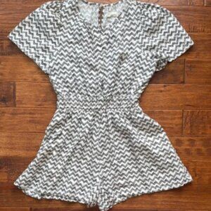 Anthropologie The Somerset Romper: Linen Edition, size Medium